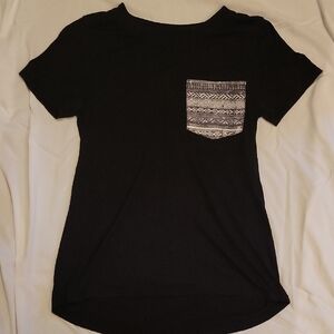 Stranded Black Short Sleeve Tee with Patterned Pocket